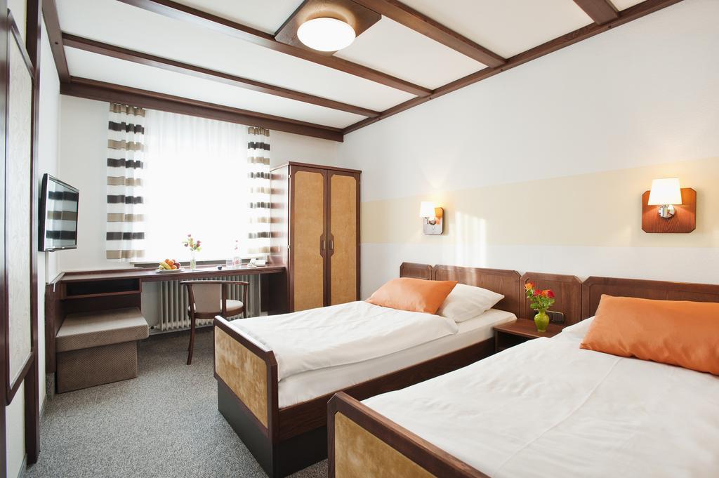 Hotel Kaeferstein Garni Nuremberg Chambre photo