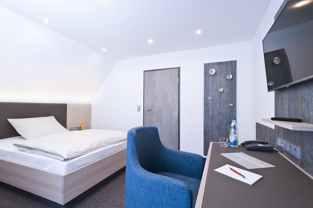 Hotel Kaeferstein Garni Nuremberg Extérieur photo